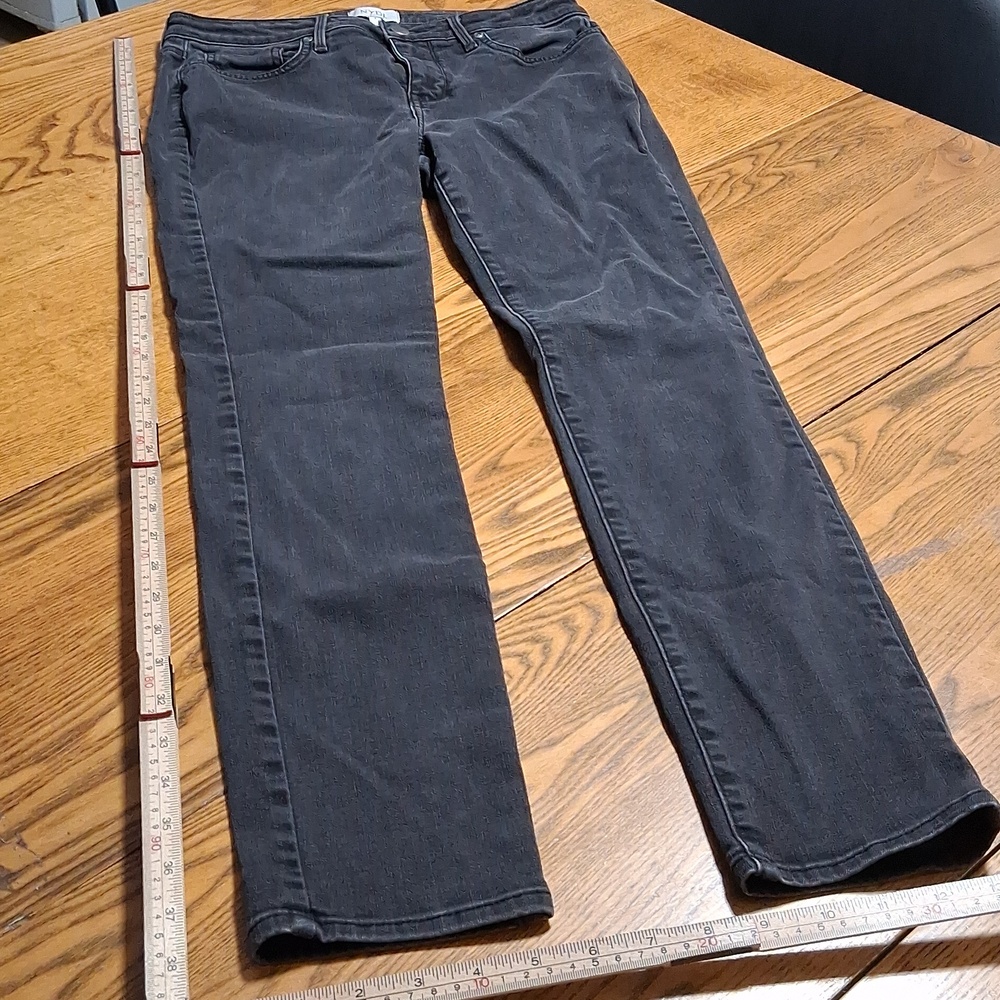 NYDJ Jeans Womens 4 BLACK Faded Denim Preowned Used Work Pants